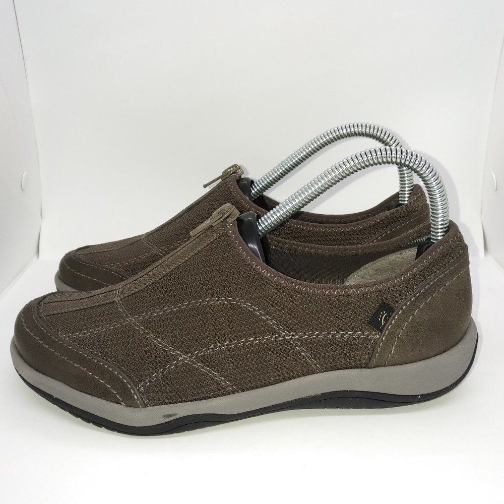 BareTraps Janel Casual Zip Up Loafers Women's Size‎ 8 M Grey, Brown